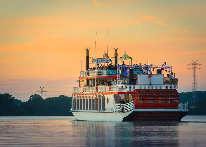 Sealove 1- Eg, Hafenblick, Terrasse, Hund, Infrarotsauna Und Whirlwanne